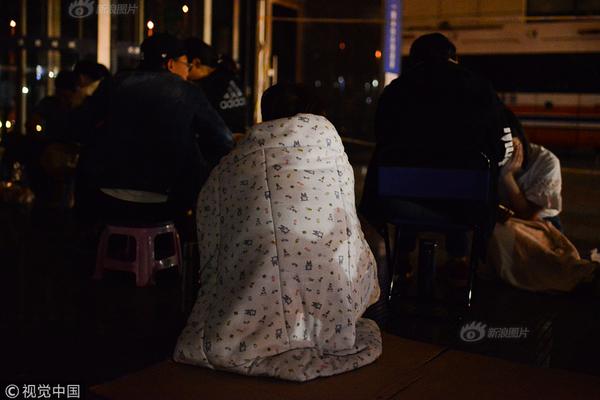 孤岛惊魂6前期用什么消音装备比较好